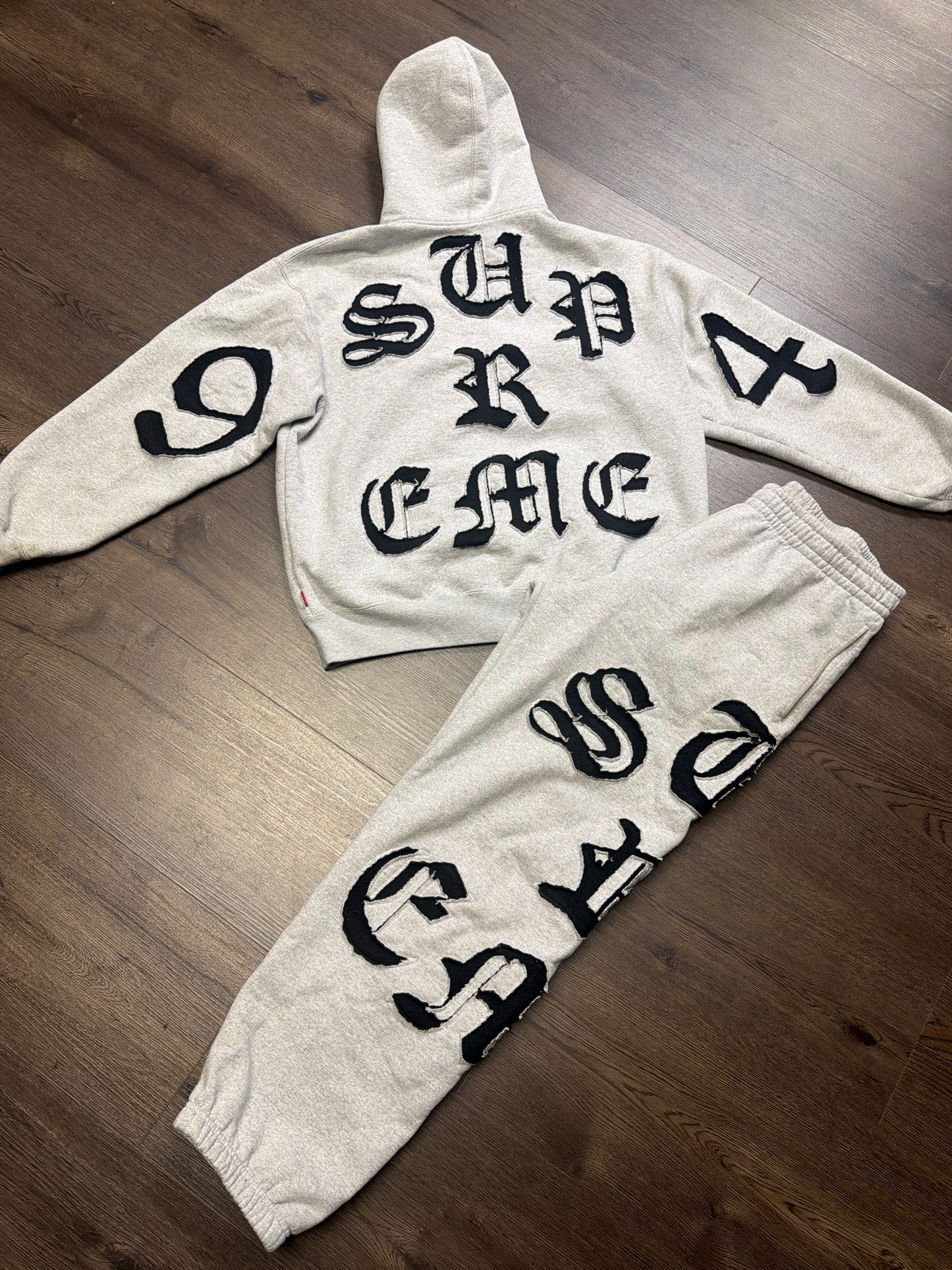 Supreme Grey Cutout Full Set