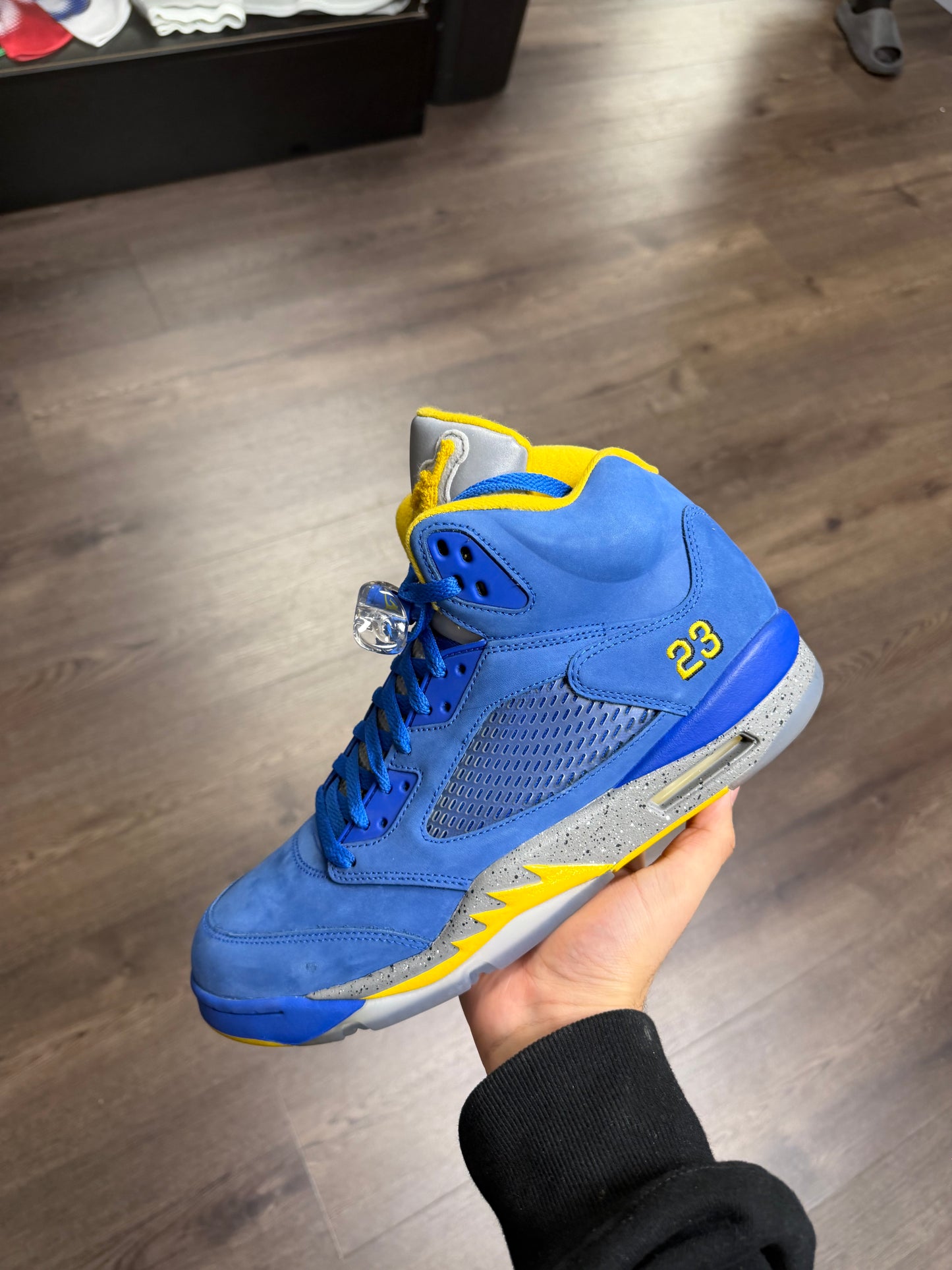 Jordan 5 “Laney”