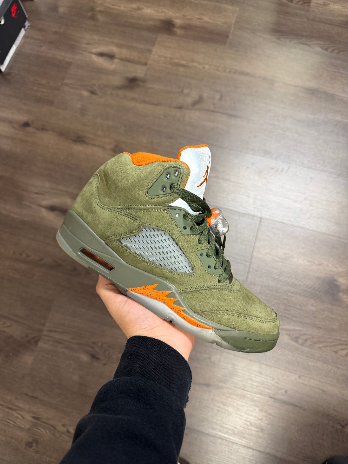 Jordan 5 “Olive”