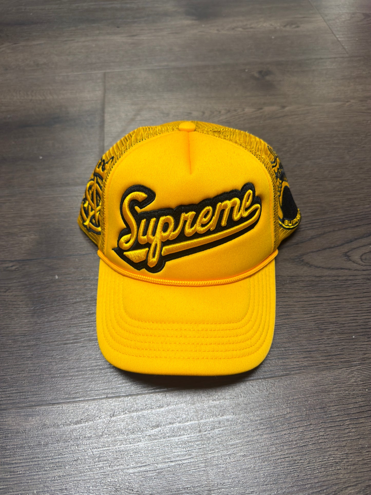 Supreme Yellow/Black University Hat