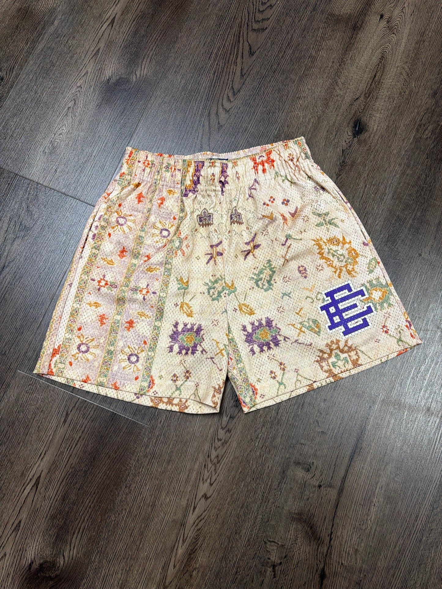 EE Rug Brown Shorts