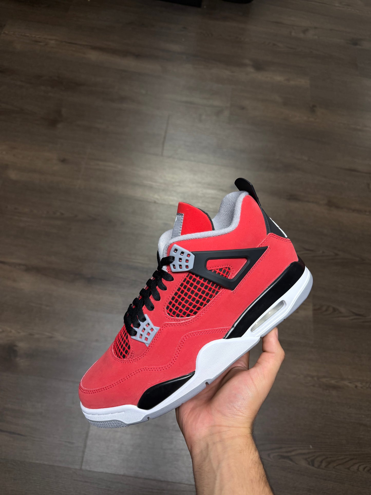 Jordan 4 “Toro Bravo”