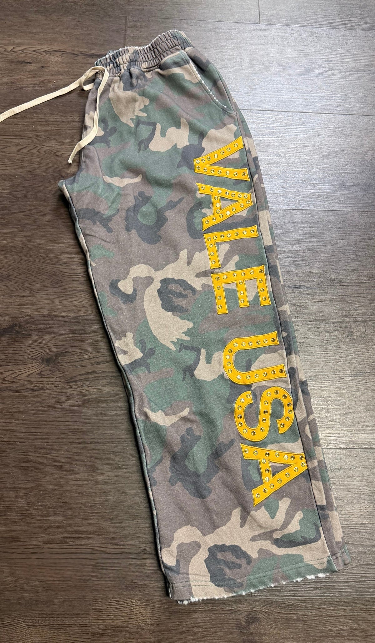 Vale Forever Camo Sweatpants