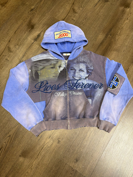 Valley Dreams Queen Zip Up