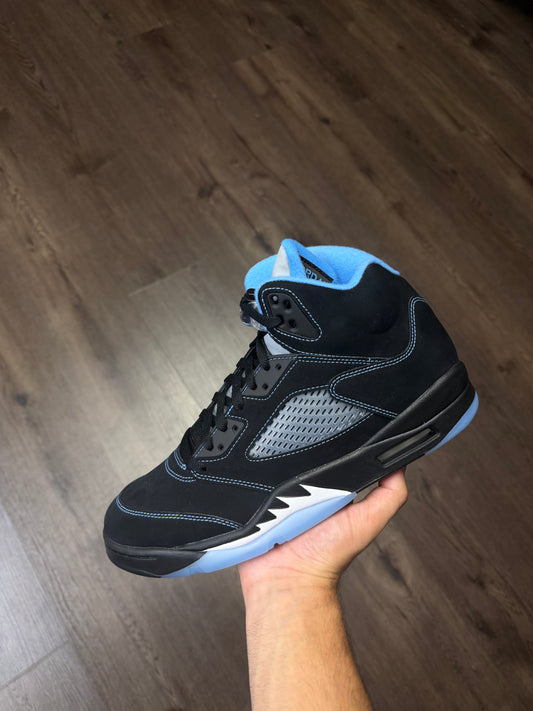 Jordan 5 “University Blue”