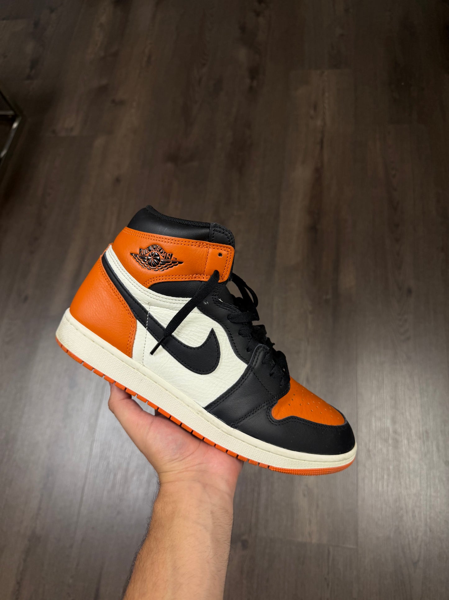 Jordan 1 High “Shattered Backboard”