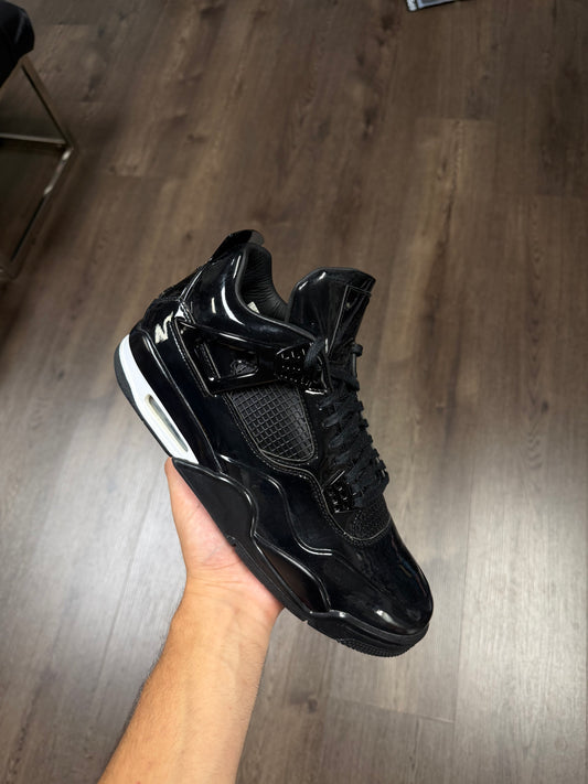 Jordan 4 “Black Lab”