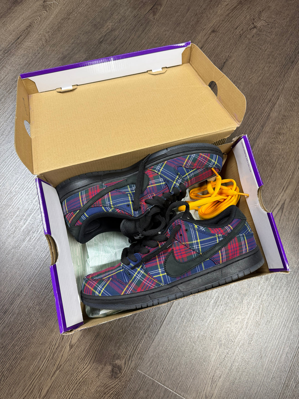 Nike Dunk Low SB “Nardwuar”