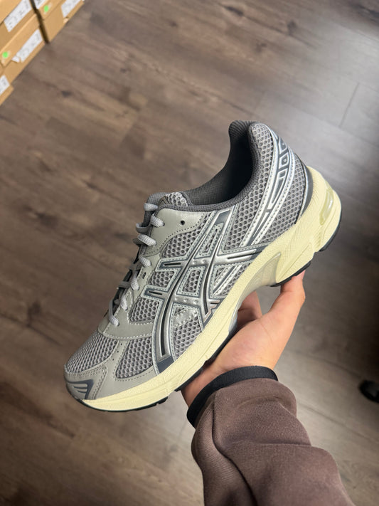 ASICS Gel-1130 “Clay Grey Pure Silver”