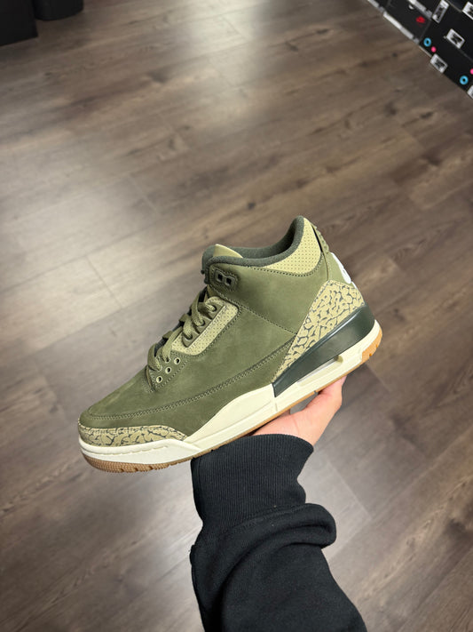 Jordan 3 “Family Affair”