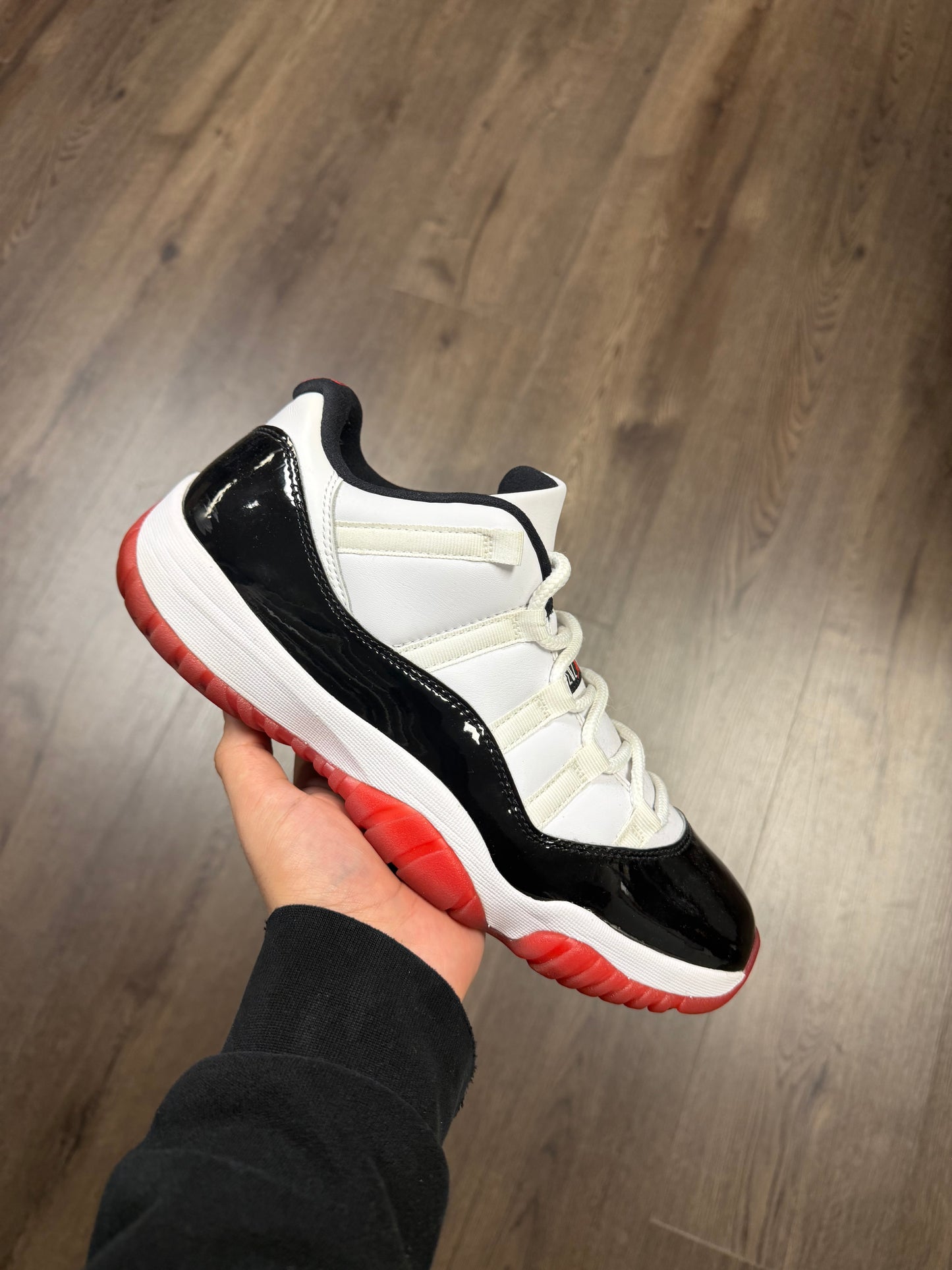 Jordan 11 Low “Concord Bred”