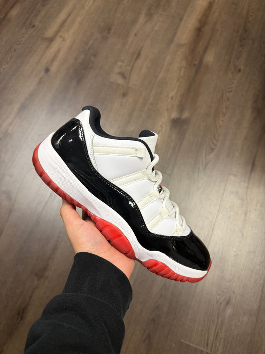 Jordan 11 Low “Concord Bred”