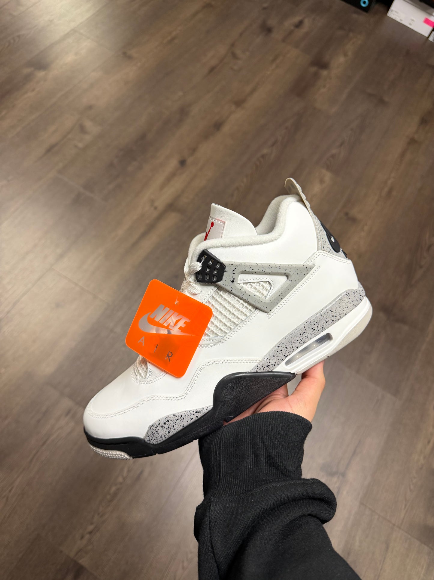 Jordan 4 “White Cement”