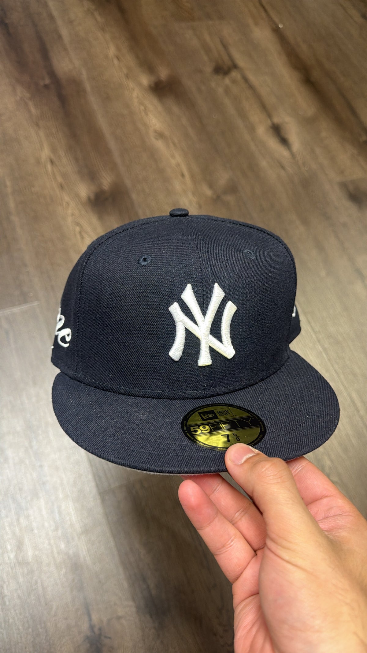 Supreme NY Fitted Cap