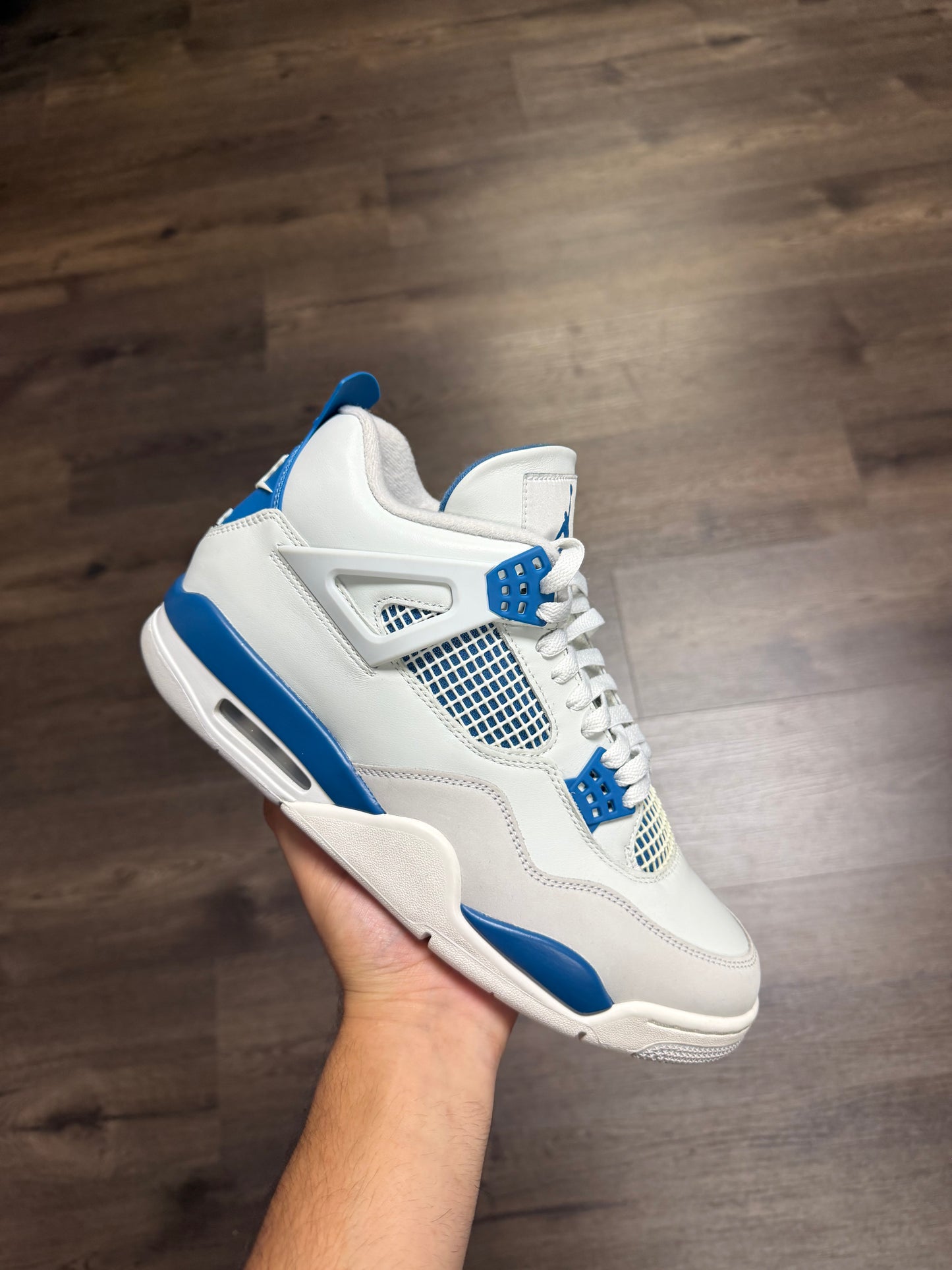 Jordan 4 “Military Blue”
