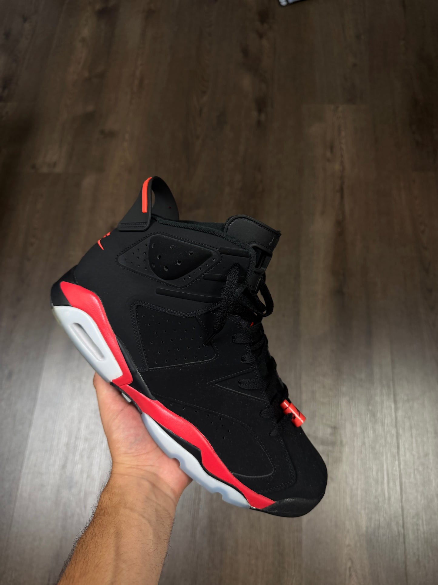 Jordan 6 “Infrared”