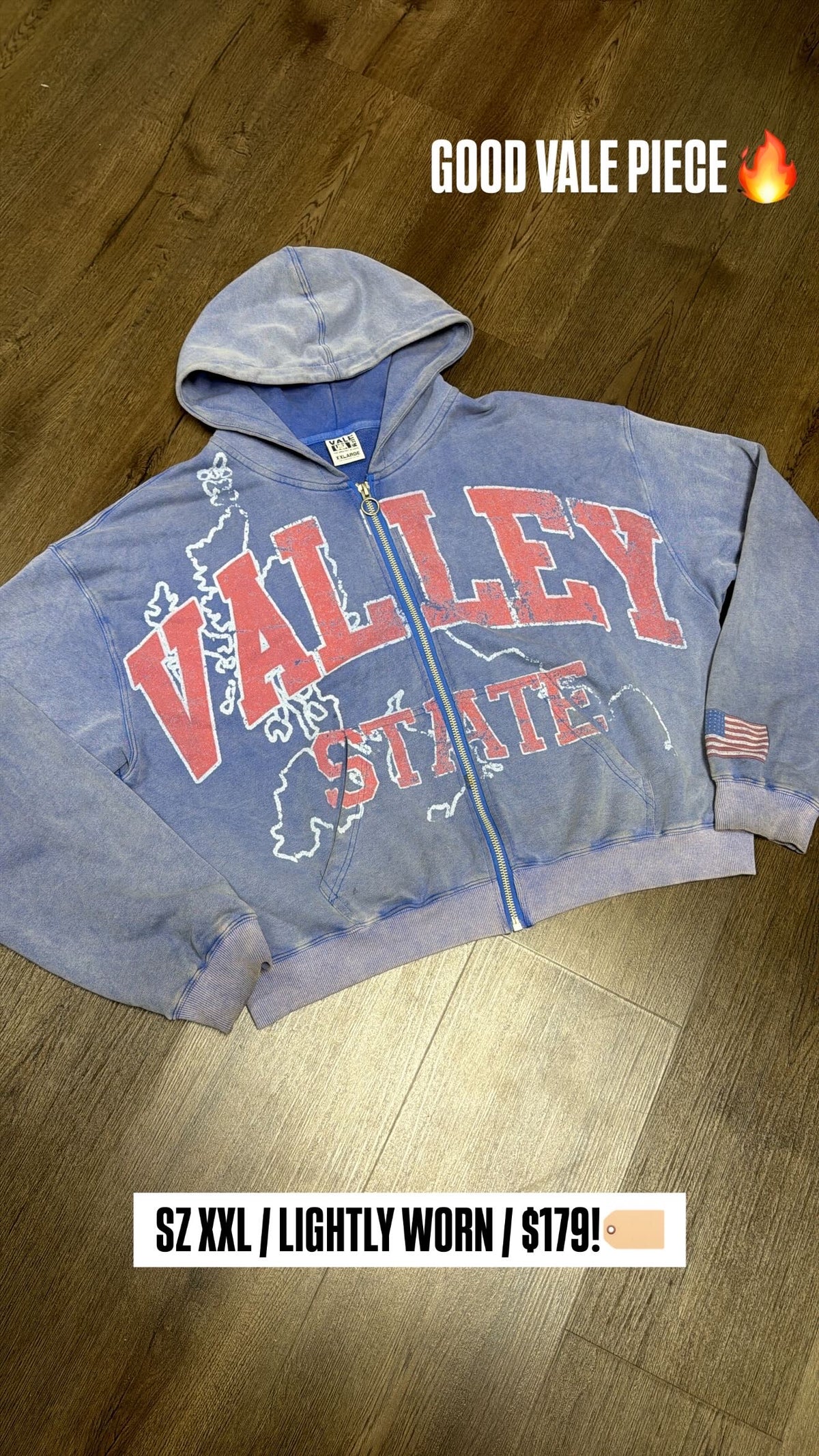 Valley Dreams Blue Pink Zip Up