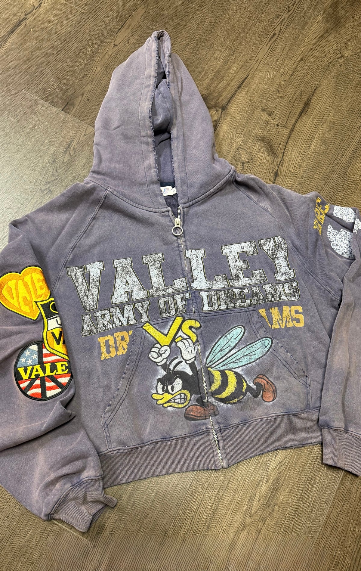 Vale Forever Purple Bee Zip Up